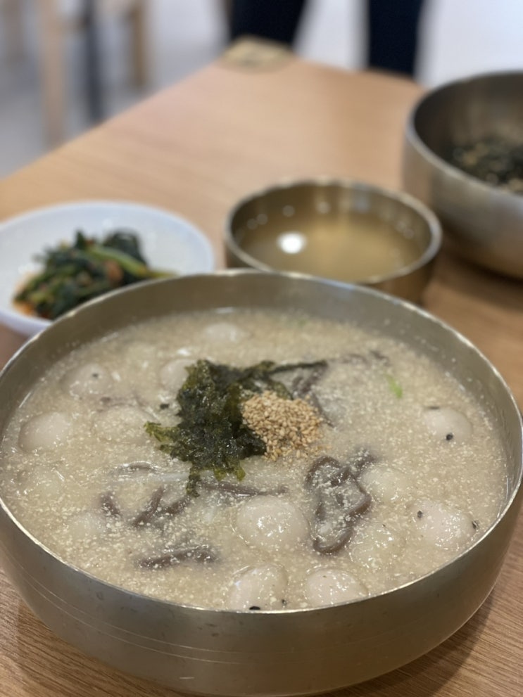  [광교맛집] 프로골퍼 이보미프로 어머님이 하시는<개수리 막국수> | 광교옹심이, 털레기수제비맛집