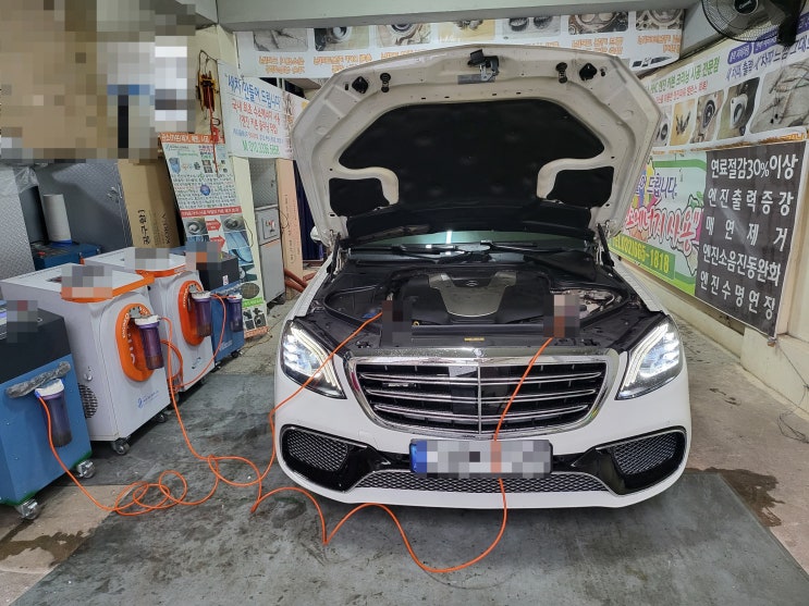  수입차 수리 벤츠 s63 amg 4matic 부품 탈부착 없는 카본제거