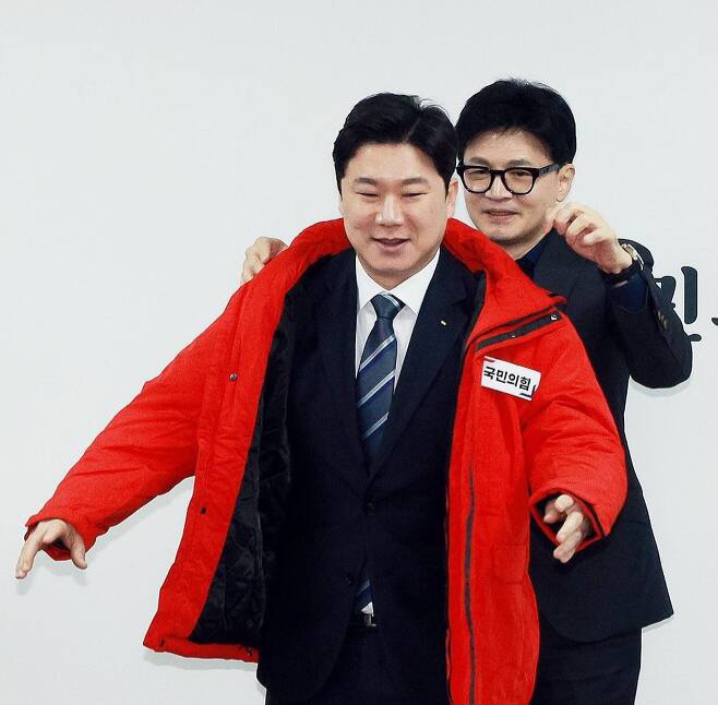 <b>국민의힘</b>, '사격 황제' <b>진종오</b> 총선 인재로 <b>영입</b>
