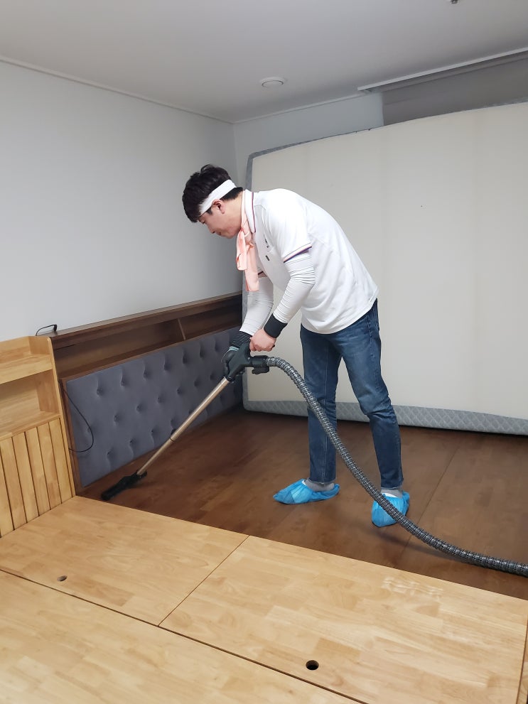  평택매트리스케어 침대 먼지제거 얼룩 세탁 비치움 요술빗자루