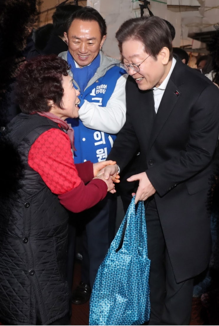 <b>이재명</b> 당 대표 <b>광주</b> 일정에 동행하였습니다.