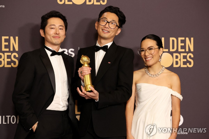 <b>그래미</b>, <b>테일러</b> 스위프트, 올해의 여성 강자로 <b>그래미</b> 역사를... 