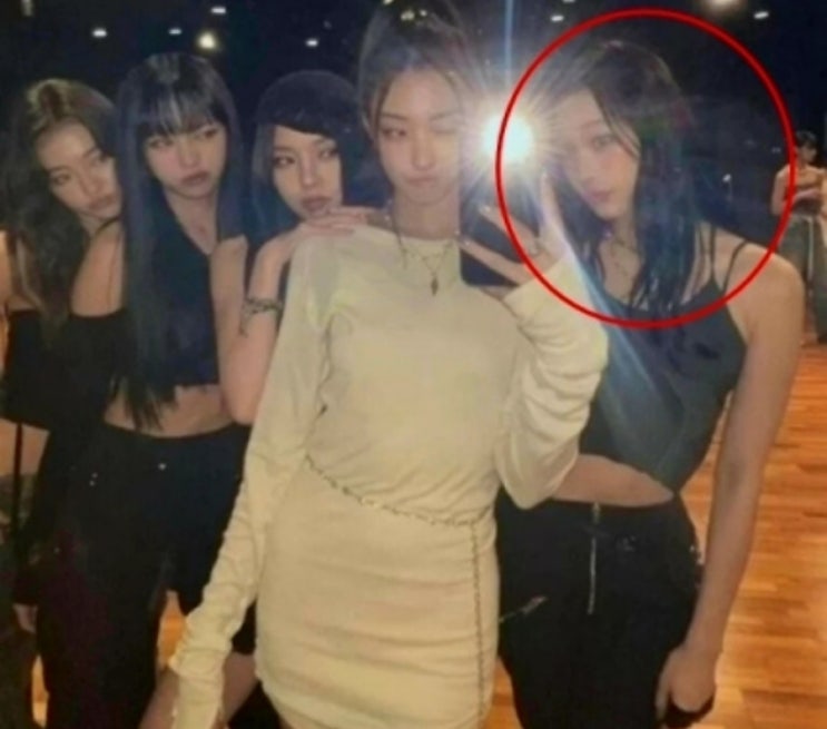 신세계 외손녀 <b>테디 걸그룹 데뷔</b>? 연습생 사진 엘라그로스... 