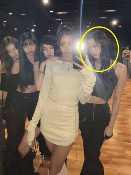 신세계 외손녀, <b>테디</b> <b>걸그룹</b> 데뷔설… 더블랙 '묵묵부답' 왜?... 