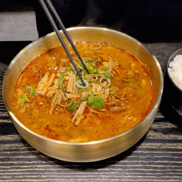  육회덮밥과 육개장이 맛있는 범계역 사자갈비