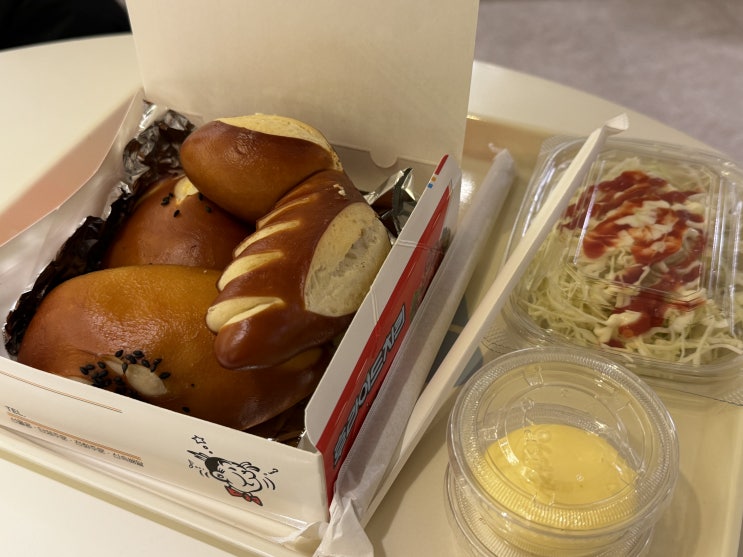  [잠실카페] 라라브레드 송파점 - 원조 통닭빵 송리단길빵집