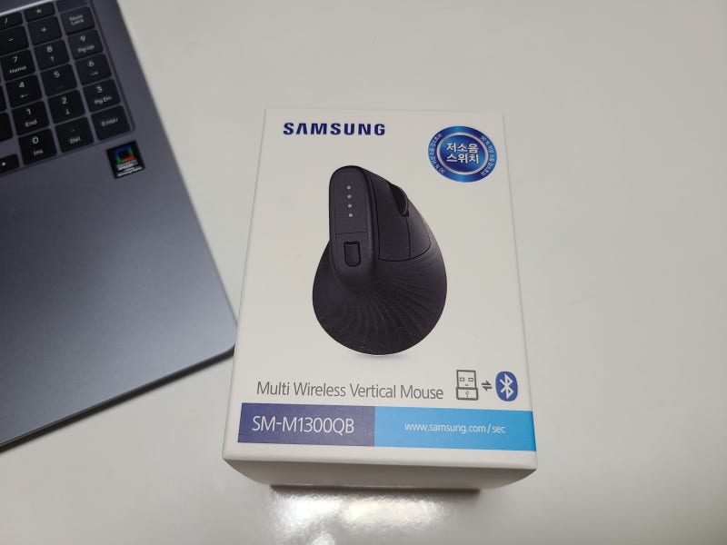 삼성 무선 버티컬 마우스 장단점 후기(SM-M1300QB)
