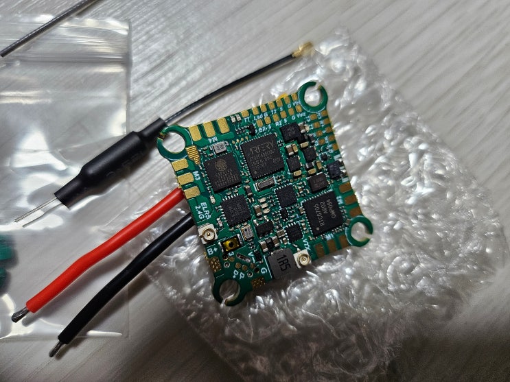  NeutronRC 5in1 ELRS + VTX AIO