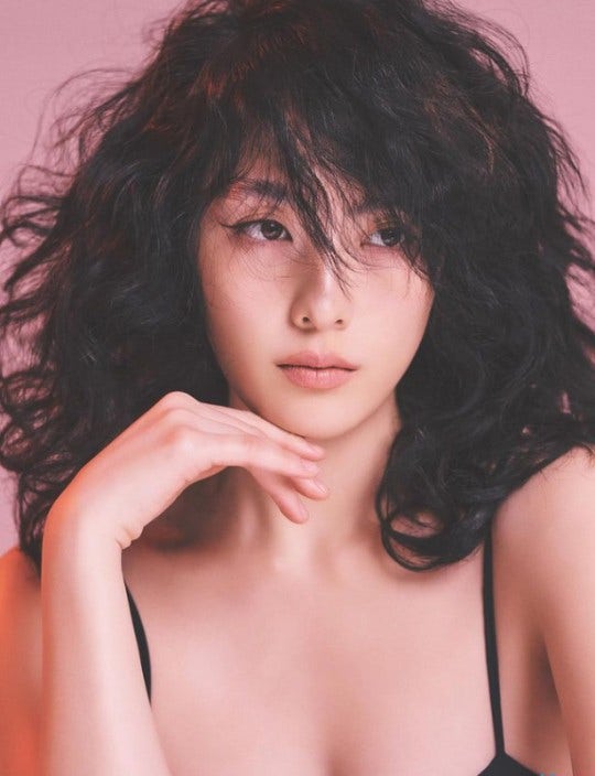 30세 강지영 파격 헤어+시스루 패션 마지막 20대 모습 강지영 프로필 나이 키 몸매 근황 인스....