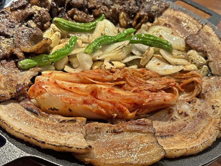 마산 맛집 맛있는 묵은지와 즐기는 고기 한판