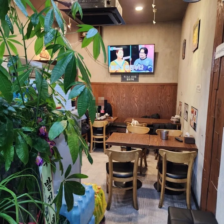 통닭원 사동점 사진 5