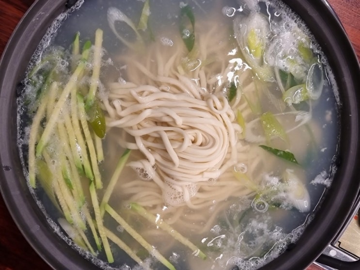 김포 장기동맛집 '우이며녹' 백합칼국수와 해물파전이 맛있는 동네맛집! 계란죽으로 완벽한 마무리까지