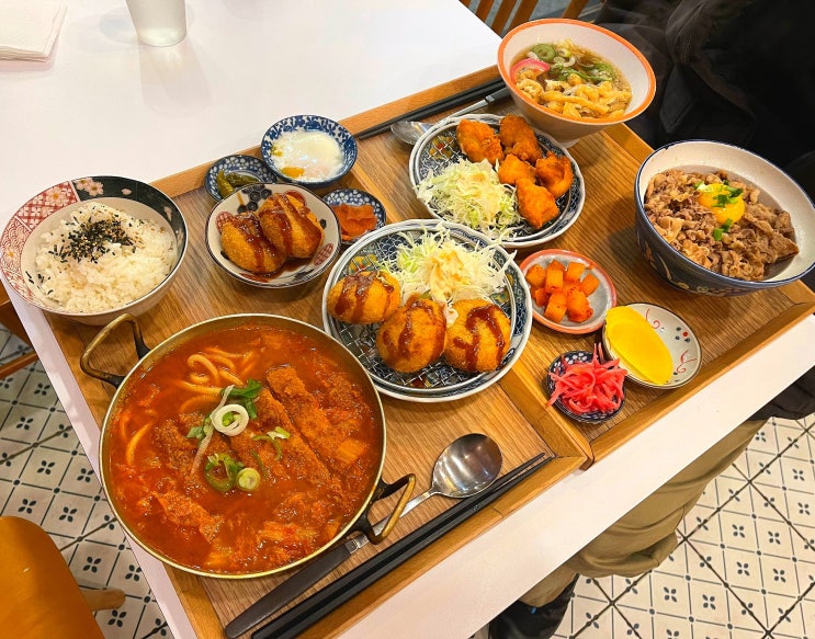  해운대 장산 밥집 동경규동