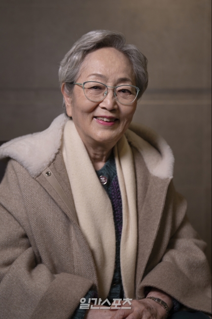 [인터뷰④] <b>김영옥</b> “<b>임영웅</b>, 첫사랑 같아… <b>콘서트</b> 본... 