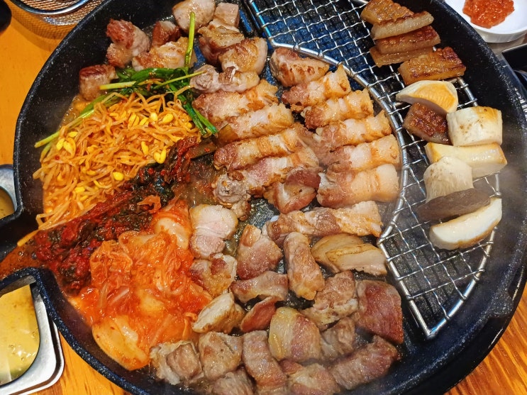 대구 수성구 맛집 꽃돼지식당 수성점 :: 신천시장 고기집