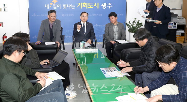  광주시 5개 자치구와 함께 설연휴 전 도로파손(포트홀) 신속하게 정비한다