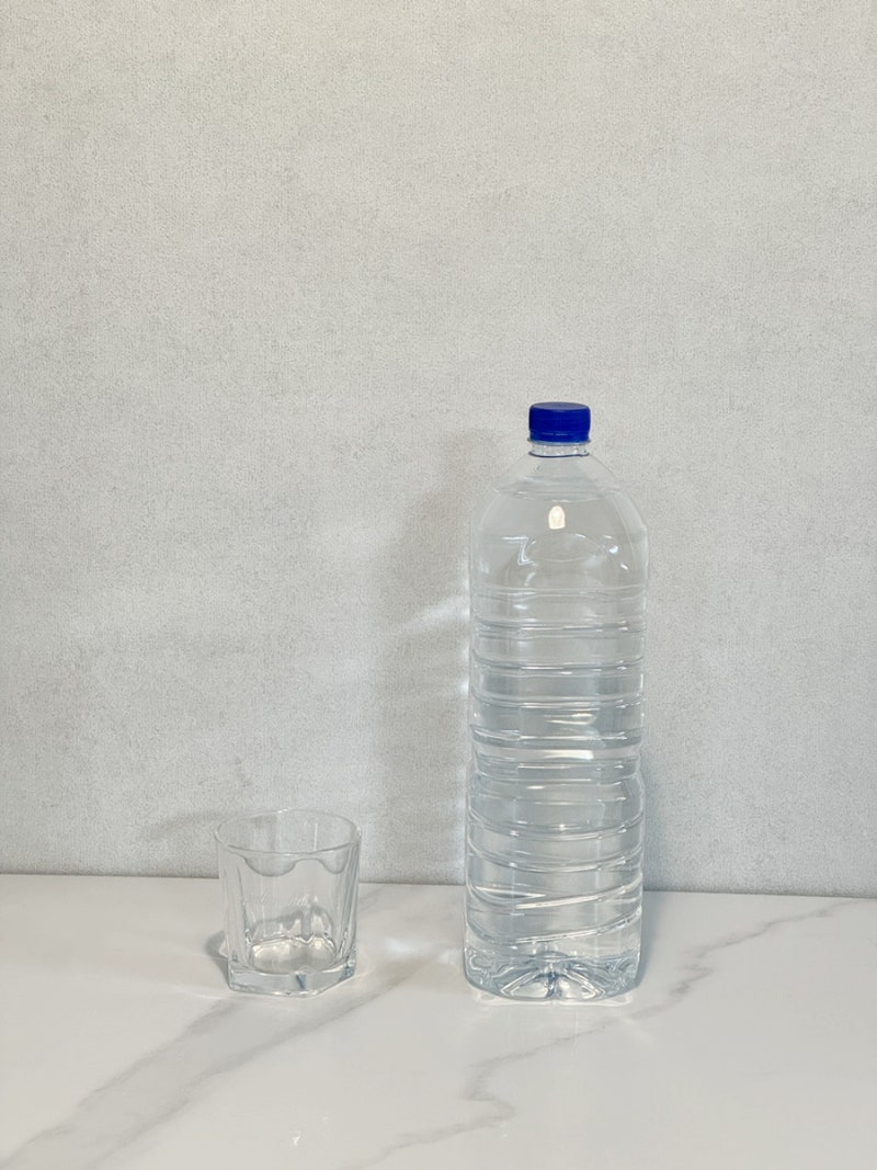 미세플라스틱 걱정 없는 생수 안전한 물 아임에코 배달 정기 배송