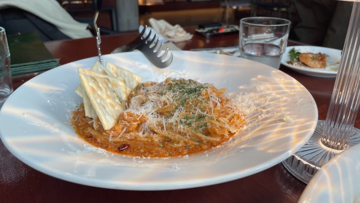  사유의서재 강남역 생면 파스타 분위기 좋은 레스토랑 청첩장모임 데이트 맛집