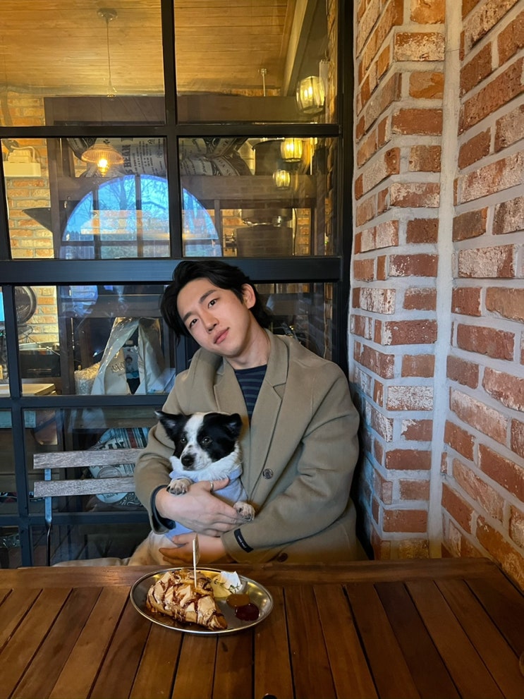  (평택) 애견동반가능카페 베이커리카페 유럽분위기 힙한카페 [터프이너프로스터스ver2]