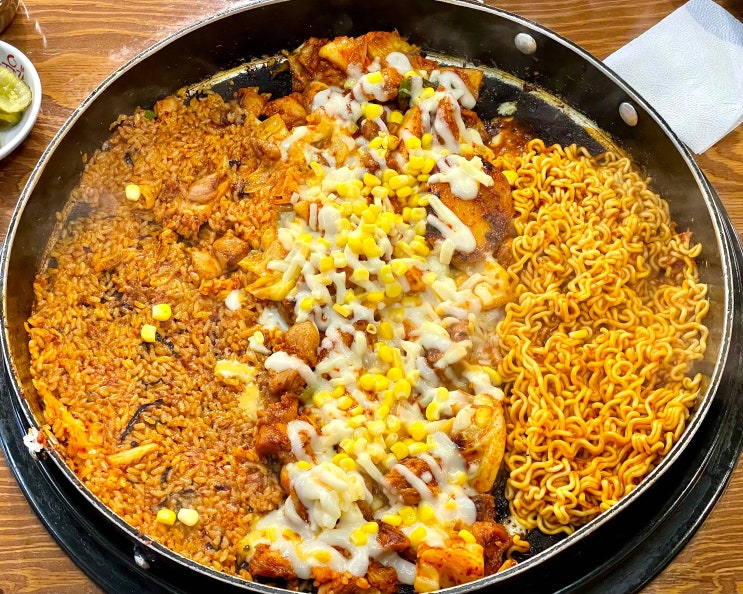 유가네닭갈비 서면롯데점 콘치즈닭갈비 점심메뉴추천