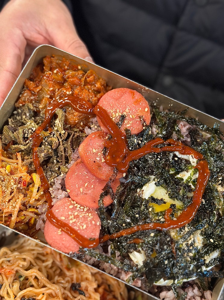  부산 신평역 서비스 비빔면 고기 구워주는 삼겹살 맛집: 삼굽살 신평