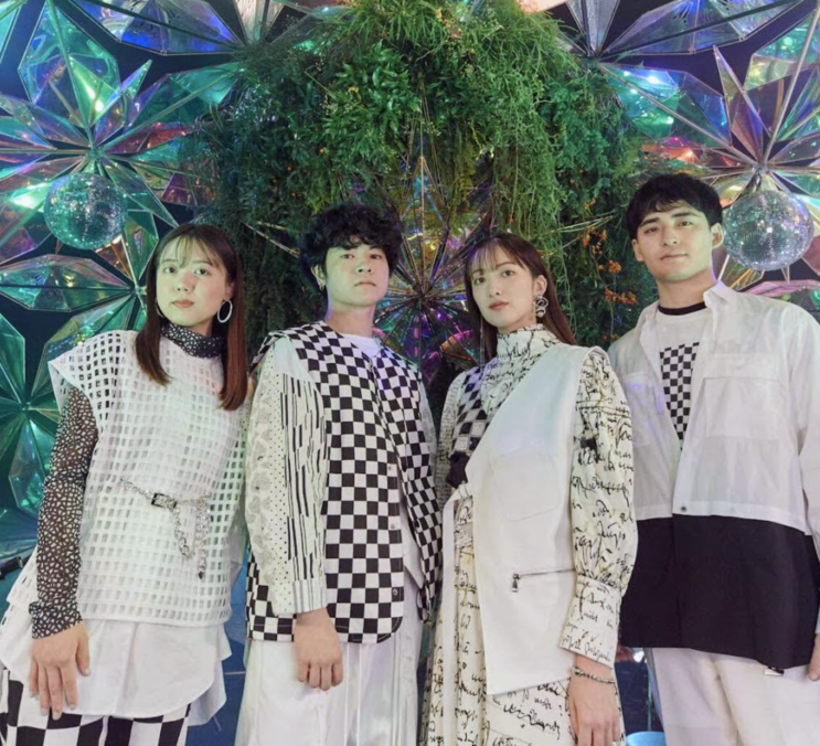 제이팝을 뒤흔든 일본 혼성 밴드, 녹황색사회 - Mela! 가사