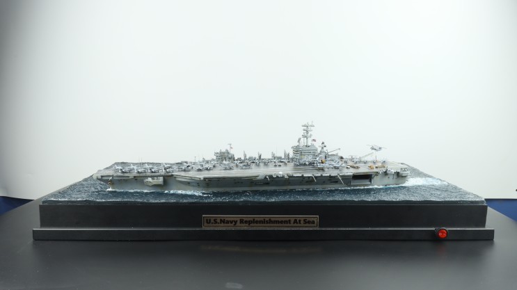 1/700 미해군 해상보급 (U.S.NAVY Replenishment At Sea)