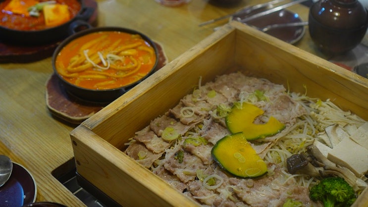  아이,부모님 등 가족끼리 가기 좋은 다산 맛집 추천  '도토리편백집' 다산 현대프리미엄아울렛 스페이스원점