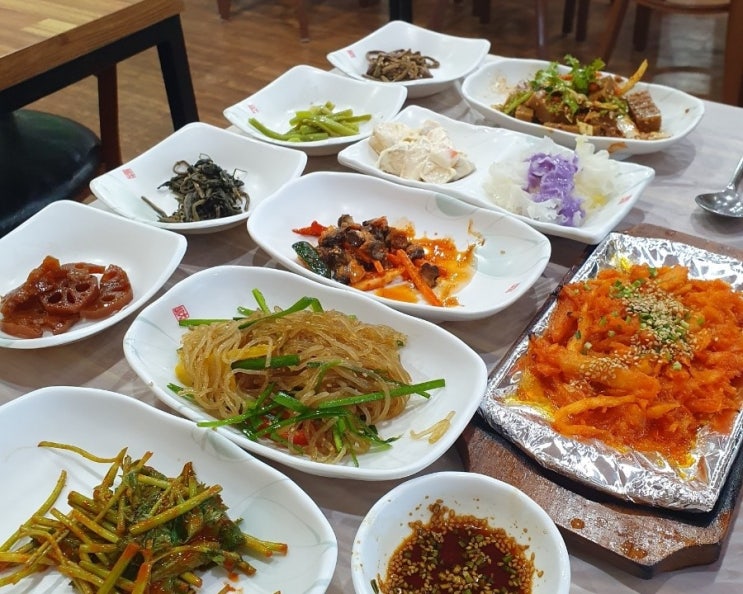  충남 예산 수덕사 한정식 맛집 수덕사 민속촌식당