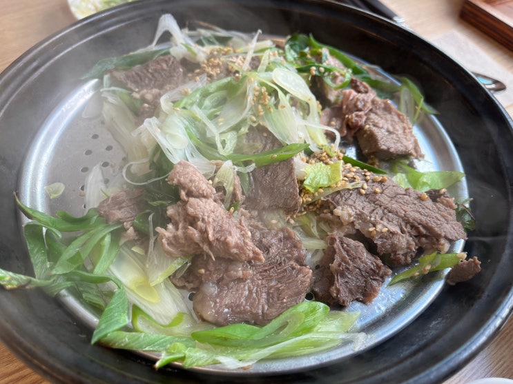  인천 연수역 수육맛집, 이색한우곰탕(feat. 오징어 젓갈)