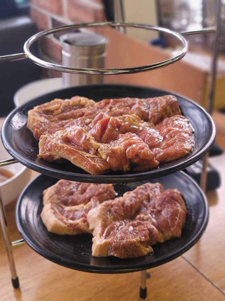  금촌 돼지갈비 맛집! 와우화로본점