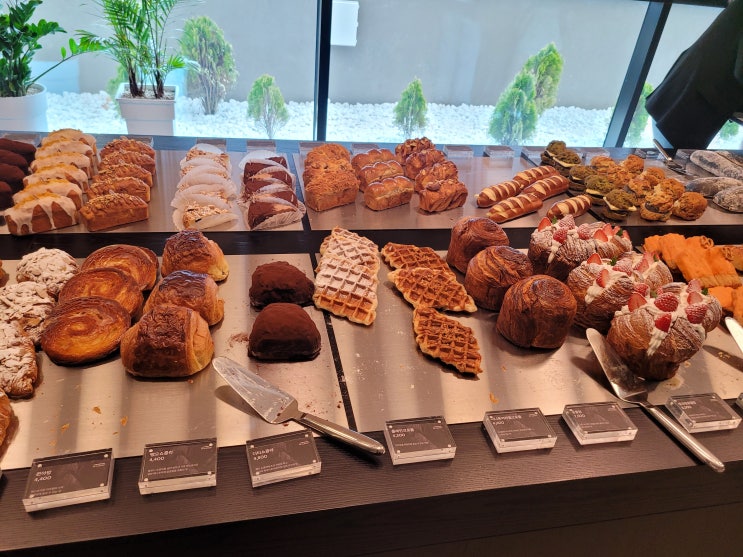  이천빵집 이천빵맛집 이천아울렛카페 이천아울렛맛집 이천맛집 이천카페 이천돌빵 경기도이천카페 마장면카페 마장면맛집 돌빵 카페아누반  스톤카스테라 돌빵맛집 스톤카스테라맛집 이천아누반