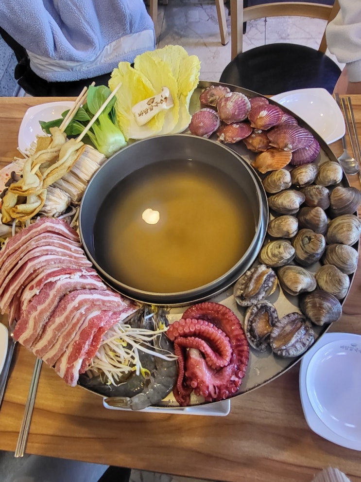  안산 대부도여행시 가 볼 만한 칼국수 맛집 '바담' 애견동반가능한 대부도커피숍 '라라랜드'