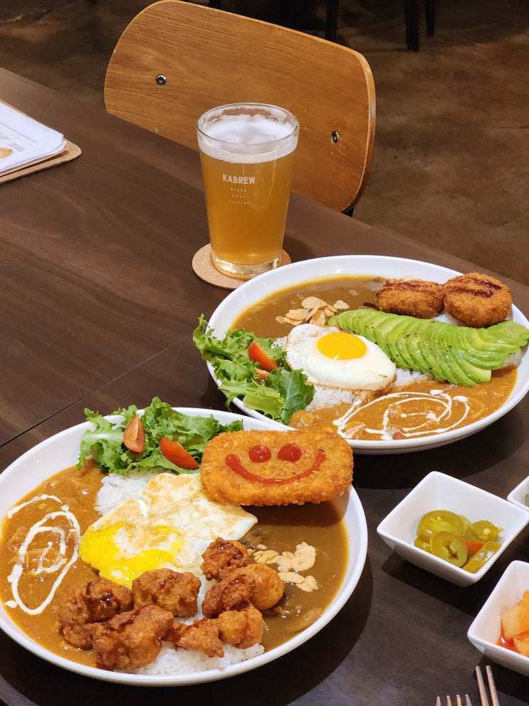  충무로 맛집 ::파인트룸:: 수제맥주와 반반카레가 맛나