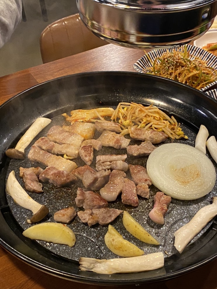  광교 고기집 ‘우돈우돈생고기’ 영덕동 삼겹살 소고기 회식하기 좋은 맛집