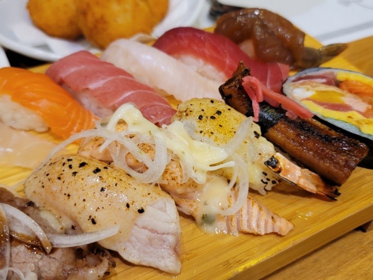  수원초밥맛집 금곡동 호매실초밥맛집 스시지금본점 다양한 스시를 맛볼 수 있어요!