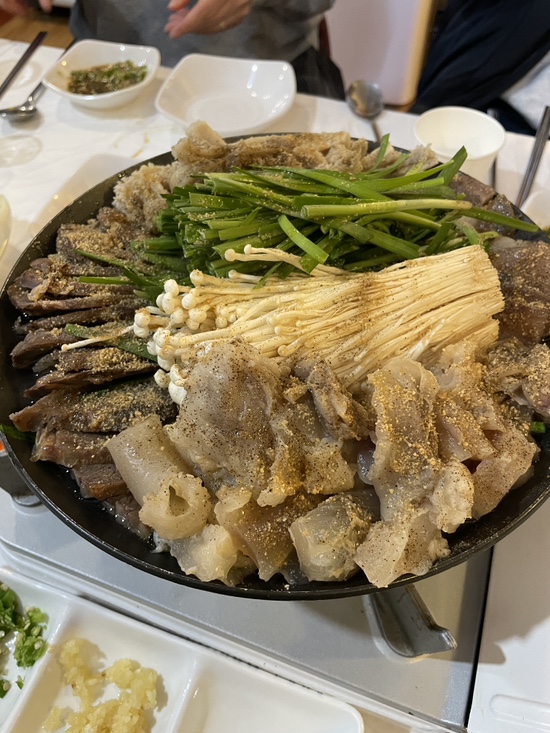 천안 수육 도가니 국밥 맛집 깔끔한 국물의 추태숙 국밥