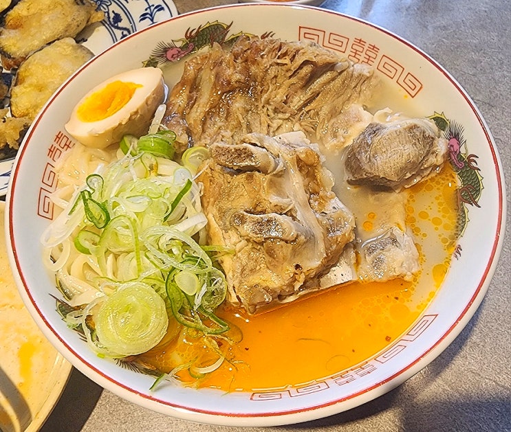  대구 호량 - 뼈국수? 삼겹살덮밥? '아시안 퓨전음식'을 맛볼 수 있는 중구 남산동 맛집!