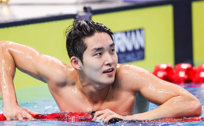 <b>김우민</b>, 한국 <b>수영</b> 미래 밝혔다…<b>세계</b><b>선수권</b> 400m ‘금’