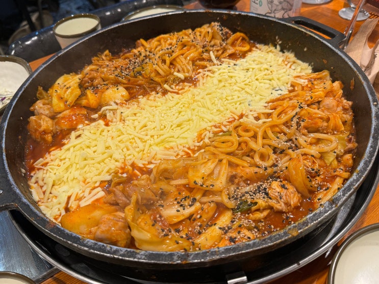  강남역 닭갈비 맛집 저녁 추천 장인닭갈비 강남점