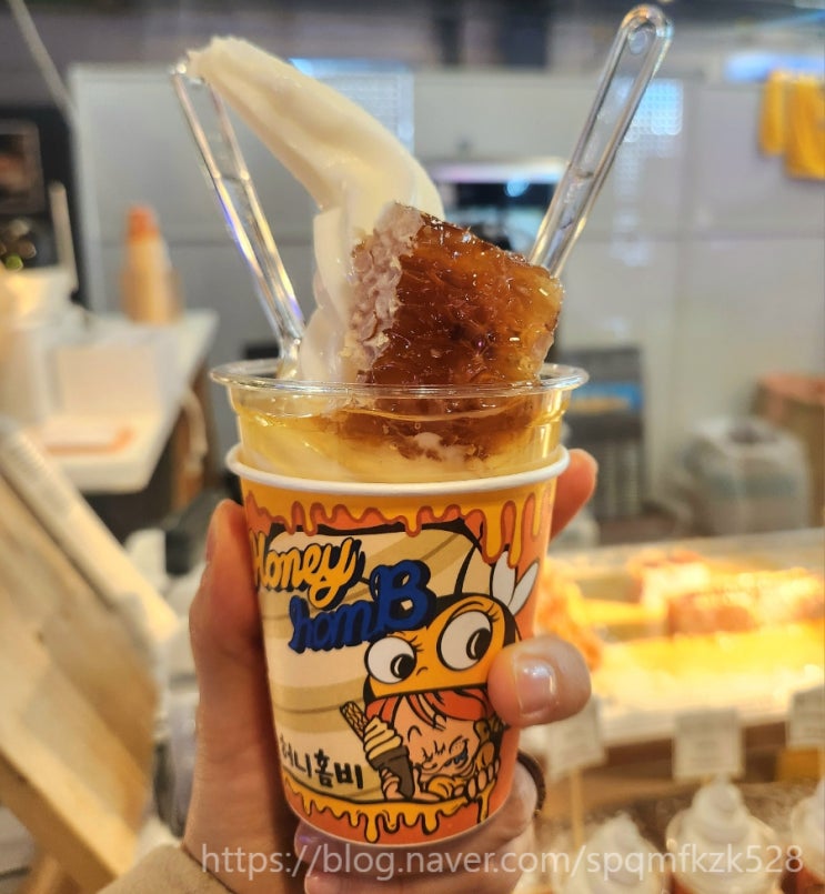  광안 밀락더마켓, 신선한 벌집 & 카이막 카페 '허니홈비' 솔직 후기