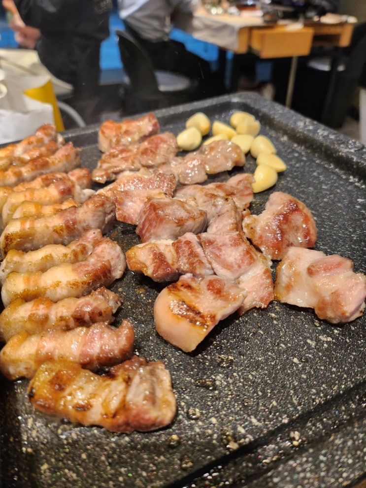  고덕역 삼겹살 맛집으로 왕 추천하는 하남돼지집 고덕역점