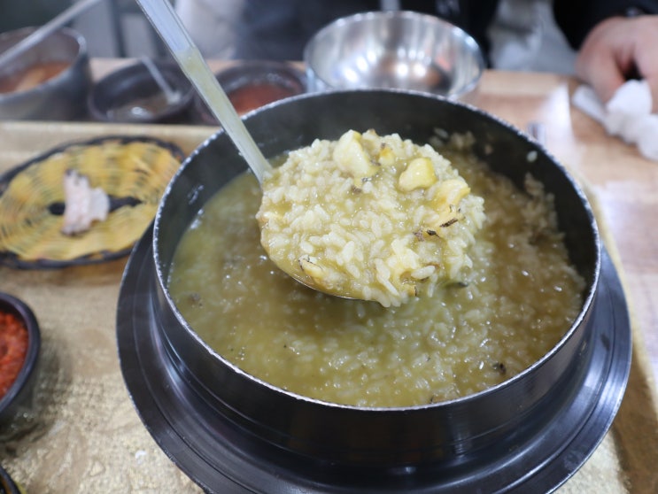  부산 기장 해녀천지할매집 전복죽