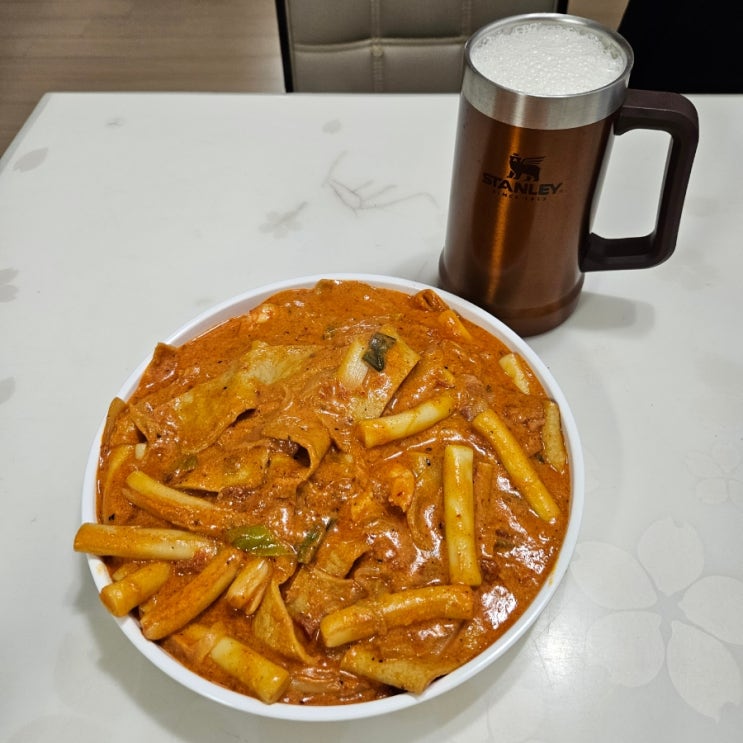  '비상시 조치' 로제 떡볶이 만들기