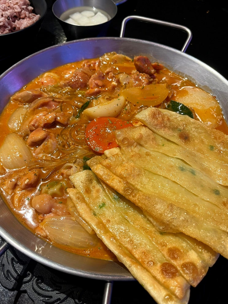  [대구/중구/동성로/중앙로역/반월당역/동성로아트스퀘어] 로제 찜닭 맛집 추천, K-로제찜닭 후기: 테트리스 찜닭 동성로점