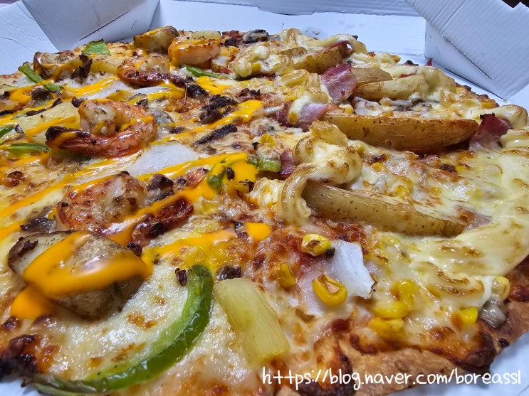  도미노피자 1+1 포테이토 블랙타이거슈프림 맛보기