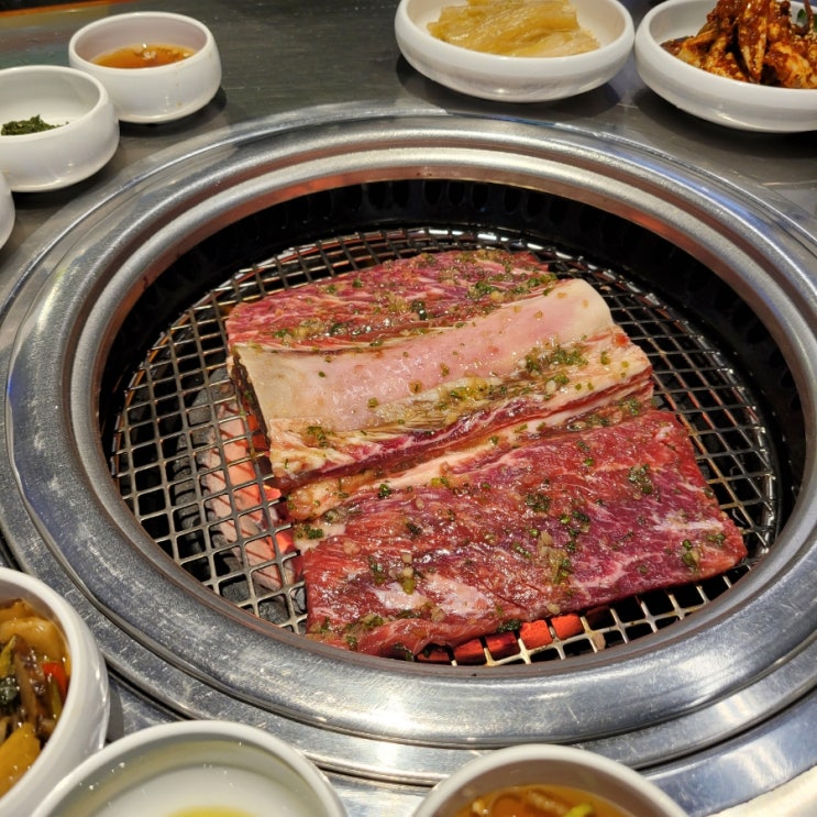  길동ㆍ강동ㆍ둔촌역 맛집: [청기와타운 길동사거리점] 후기/ 양념게장이 밑반찬으로 나온다구요?