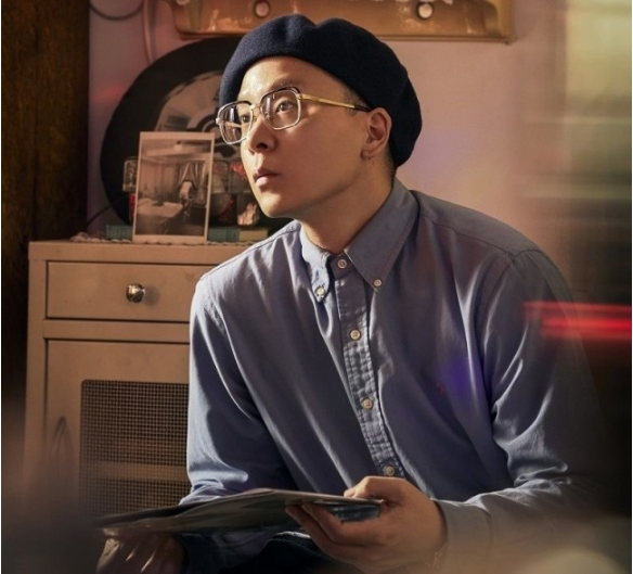 가수 <b>나얼 건국전쟁</b> 관람평 올린 후 갑론을박 일어 정치관... 