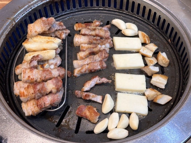  대구 죽전 맛집 생삼겹살 고기집 추천 장육식당 구워먹는 치즈 월남쌈