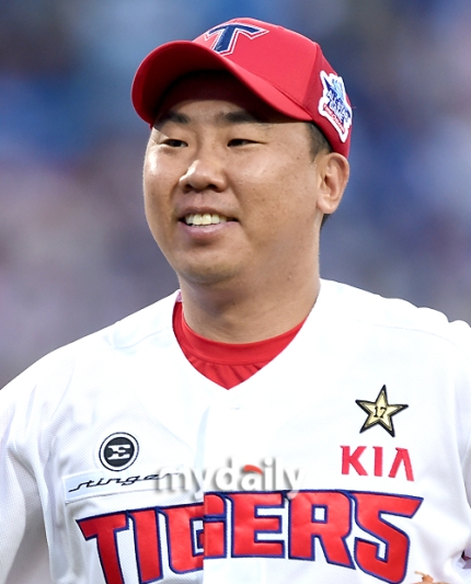 기아 타이거즈 신임 감독 이범호 <b>KBO</b> 최초 80년대생 감독 되다